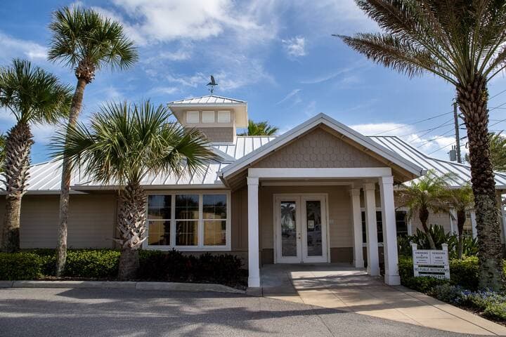 The office where you check in to get your 2 parking passes. Bathrooms and lost and found.