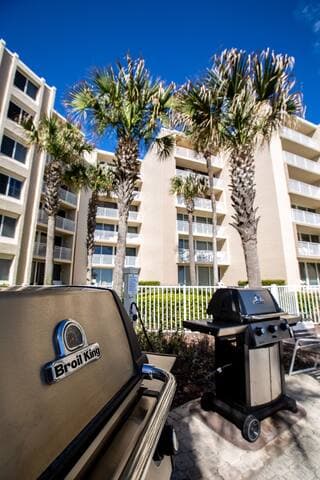 Propane grills that are free to use.