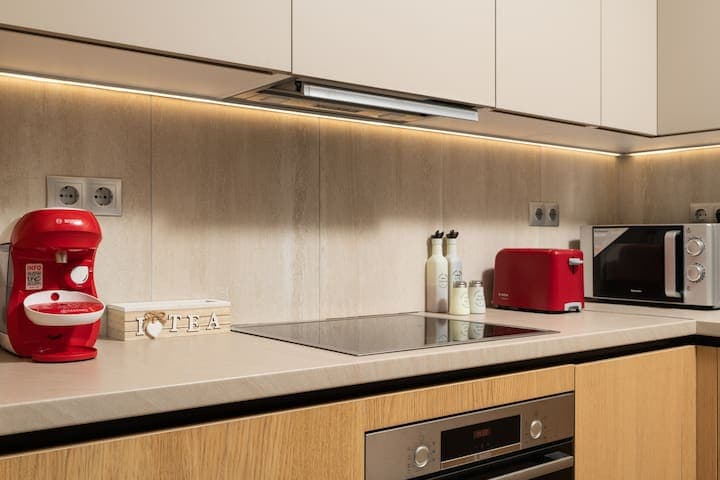 An electric oven and stove as well as a microwave in case you want to heat up your food.