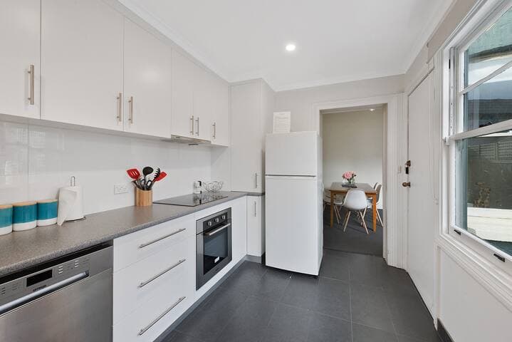 Warwick Terrace - Hobart