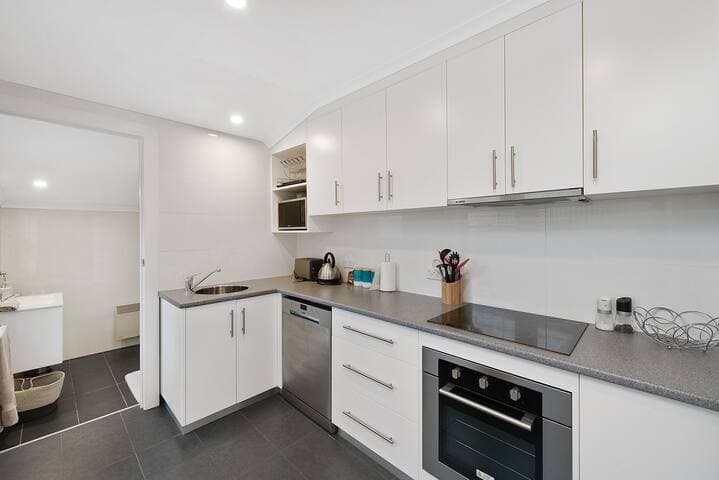 Warwick Terrace - Hobart