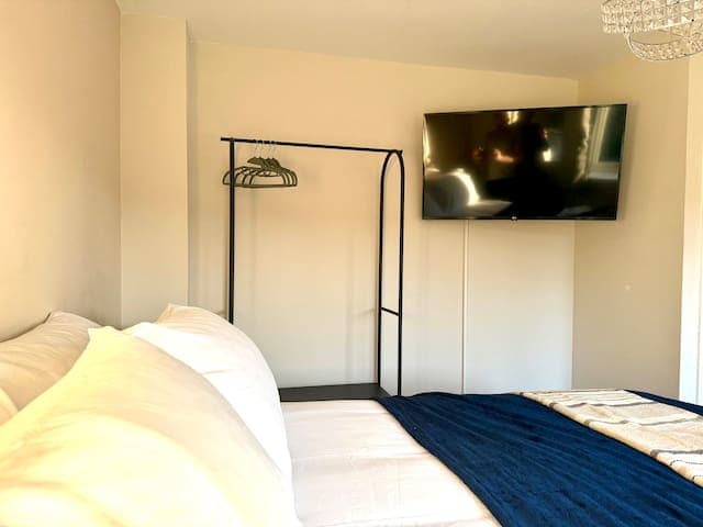 Comfy 3Br for Workers & Families