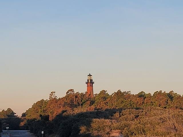 Currituck Lighthouse view.
