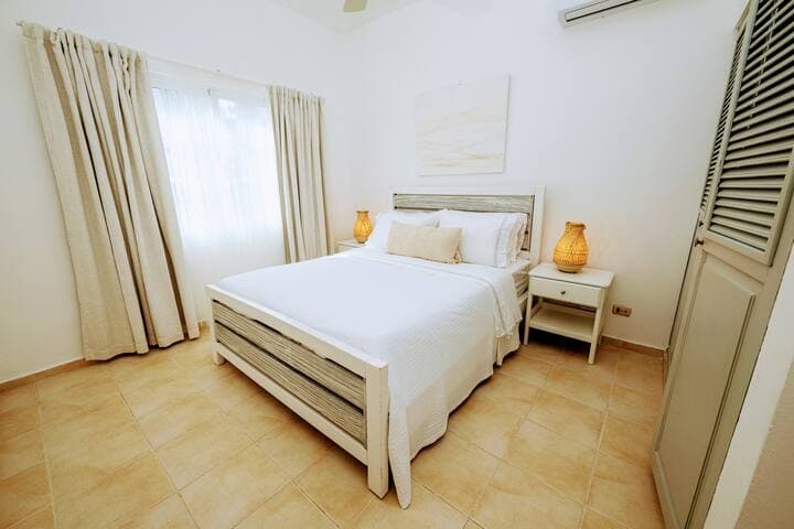 50 Steps to Private Beach Poolside Rooftop Terrace