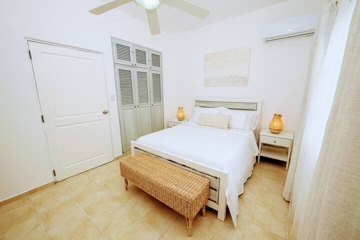 50 Steps to Private Beach Poolside Rooftop Terrace