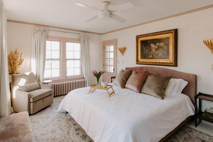 Hillcrest House: Elegance in the Heart of Highland