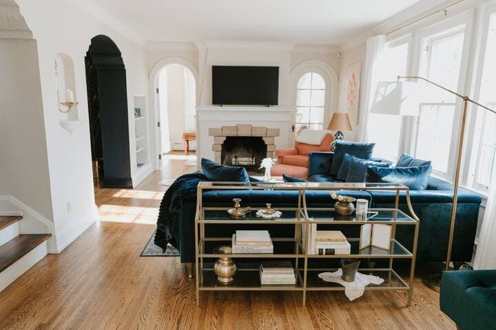 Hillcrest House: Elegance in the Heart of Highland