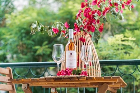 Just imagine relaxing here with a glass of wine.