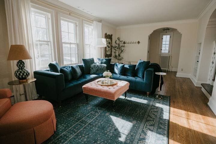Hillcrest House: Elegance in the Heart of Highland