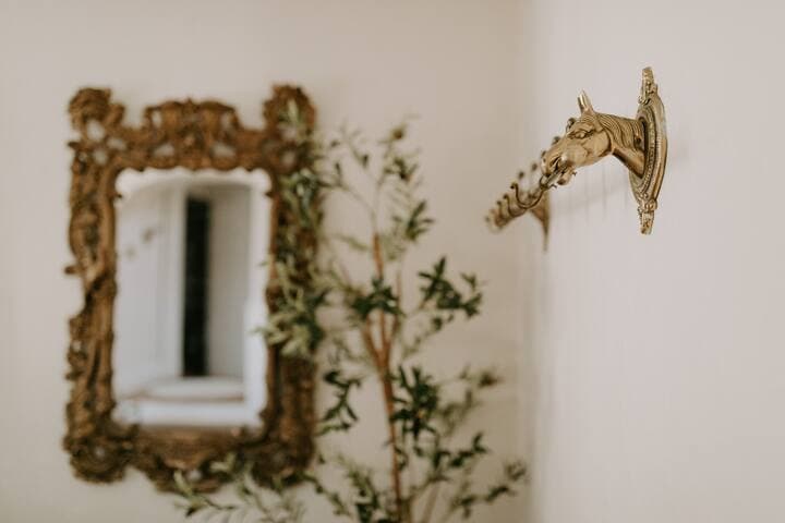Hillcrest House: Elegance in the Heart of Highland