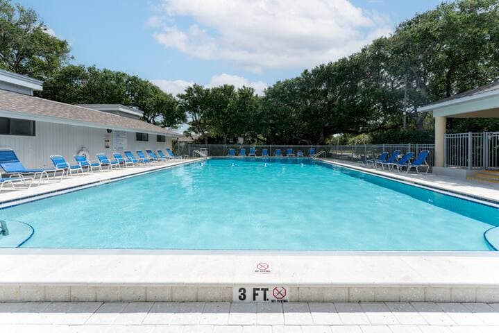 Sea Woods Beachside villa, 3 pools + amenities!