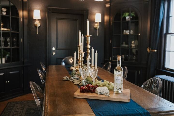 Hillcrest House: Elegance in the Heart of Highland