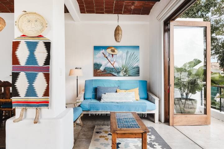 Casa Yaka Courtyard Villa w/pool Near the beach!