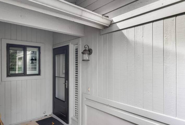 Sea Woods Beachside villa, 3 pools + amenities!