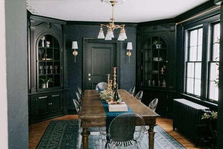 Hillcrest House: Elegance in the Heart of Highland