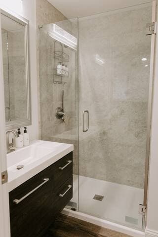 Lakeside Retreat | Modern Stay on Goose Lake