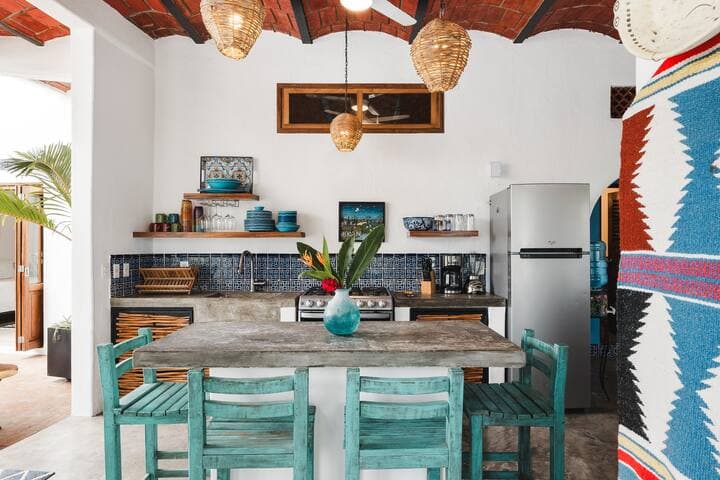 Casa Yaka Courtyard Villa w/pool Near the beach!