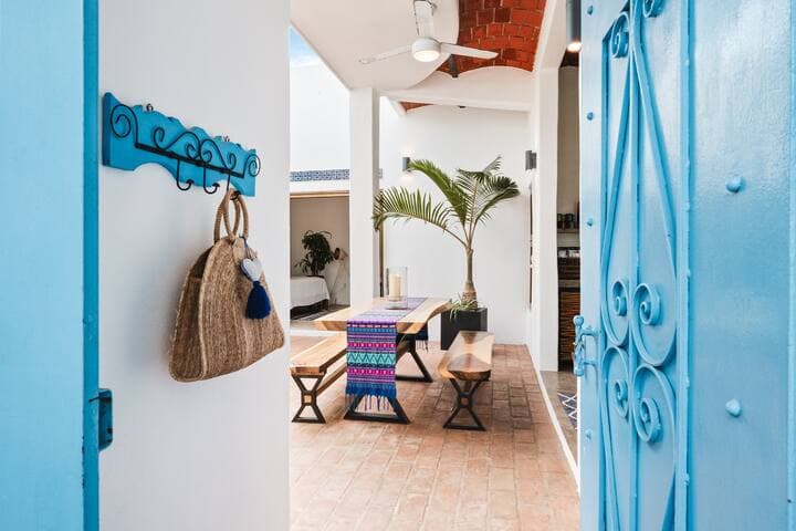 Casa Yaka Courtyard Villa w/pool Near the beach!