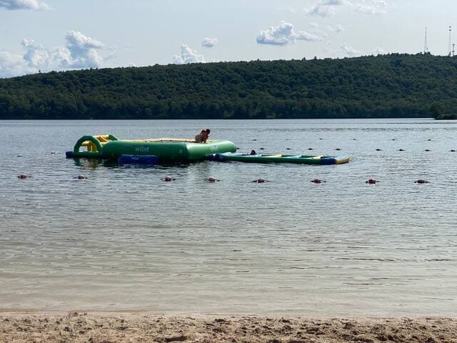 Pocono Retreat -1 Mile to Lake and Skiing!