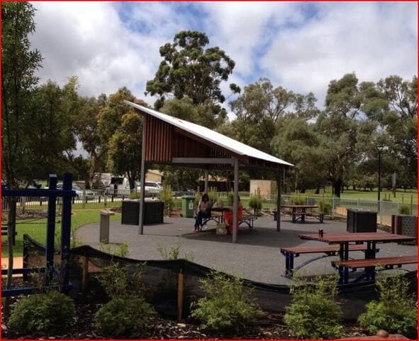 Famous Yokine Reserve 500m from the Yokine bnb