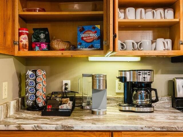 Highland Cabin, pets ok/GW Nat'l Forest/near JMU