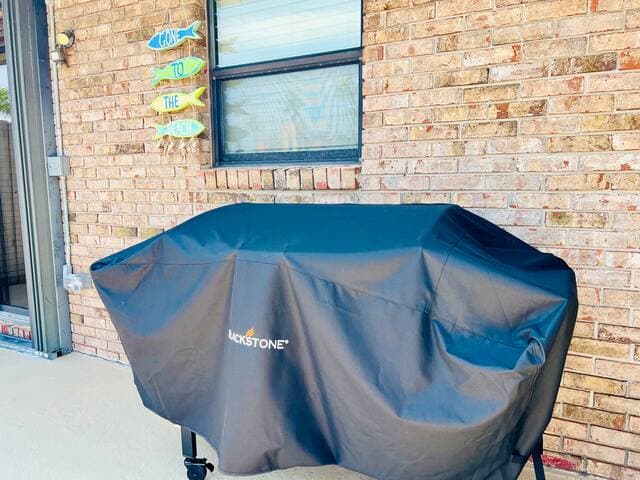 Make your own memorable beachside meals on the new Blackstone grill.