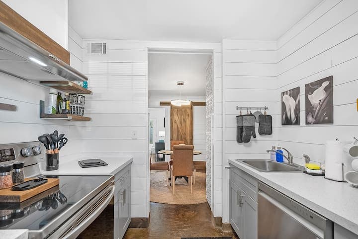Historic District Gem | Modern 1BR Condo + Parking