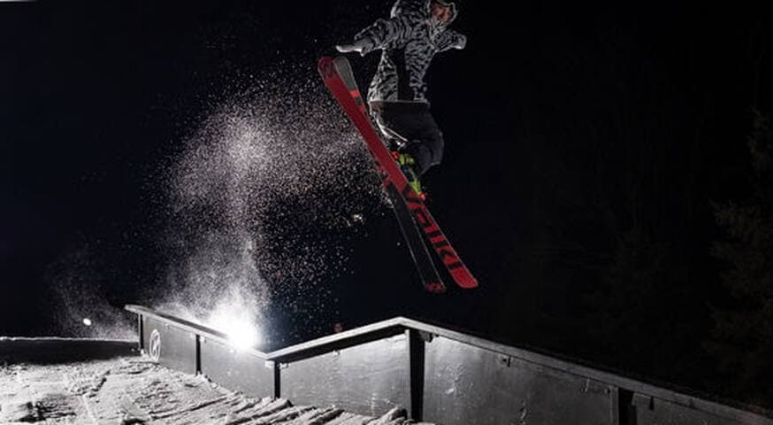 Pocono Retreat -1 Mile to Lake and Skiing!