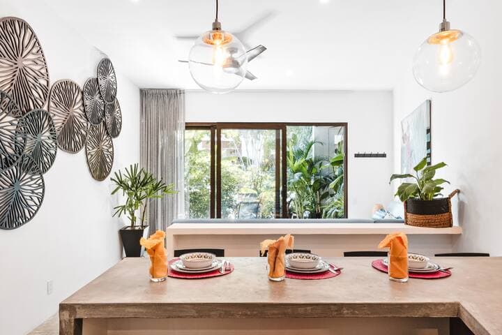 Stylish condo on the pool, near beach at Casa Yaka