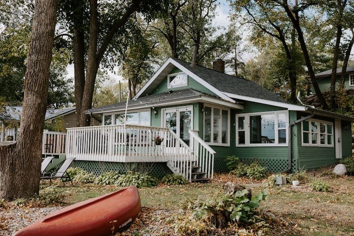 Welcome to Loondocks on Eagle Lake