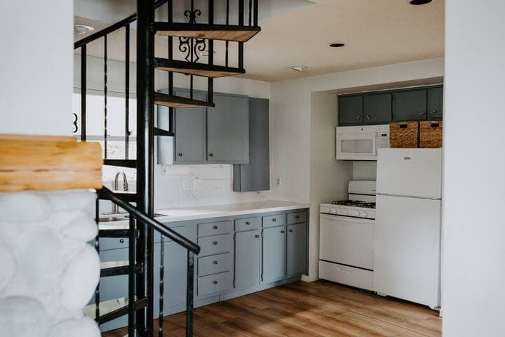 Loondocks MN | Lakeside Hideout w/ Sauna