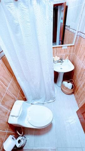 Walk to Beach, Shops, Dining, Pool View, Fast Wifi