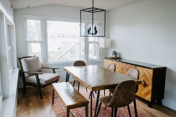 Loondocks MN | Lakeside Hideout w/ Sauna