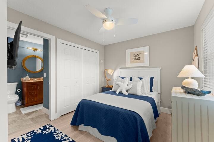 Sun Beach Club | Pool | Walk to Beach