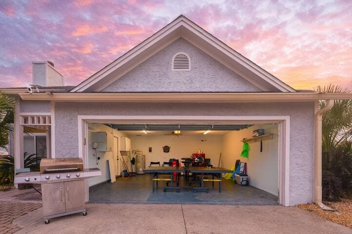 Enjoy your garage space/game room and grill some burgers! Make sure to bring your bluetooth speaker!