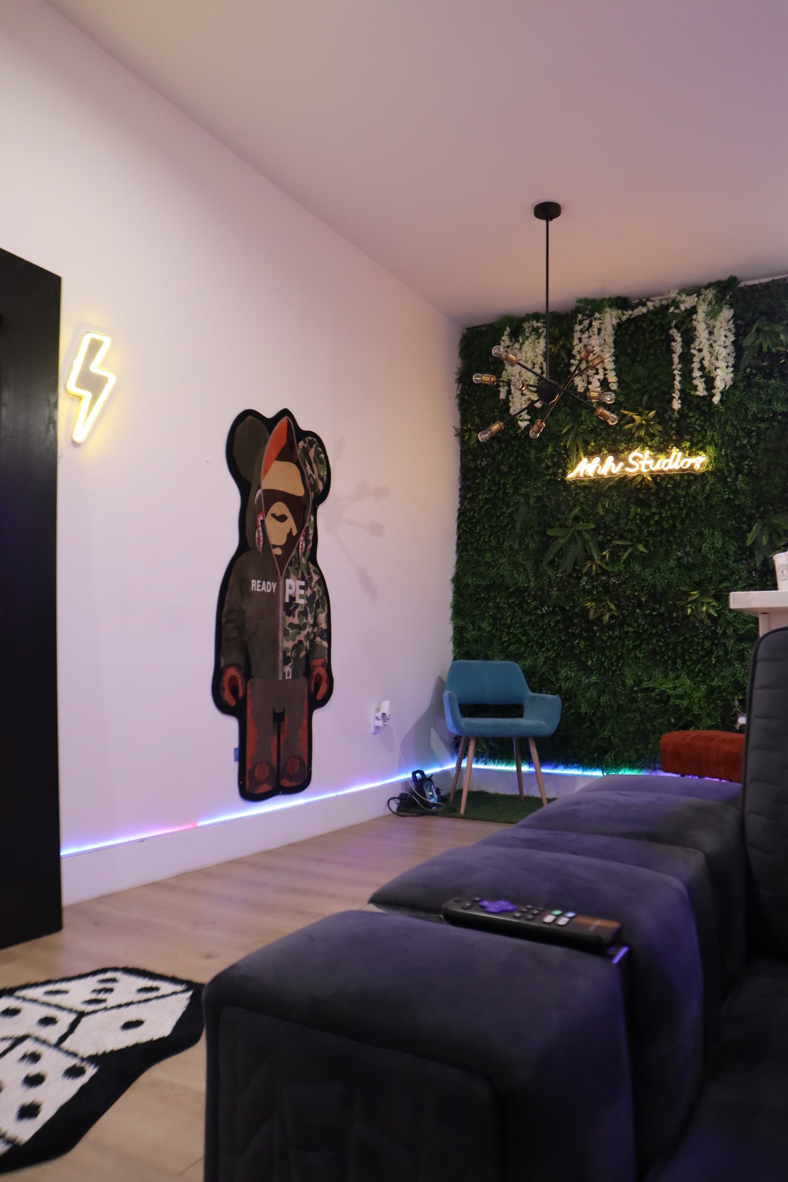 Gallery photo