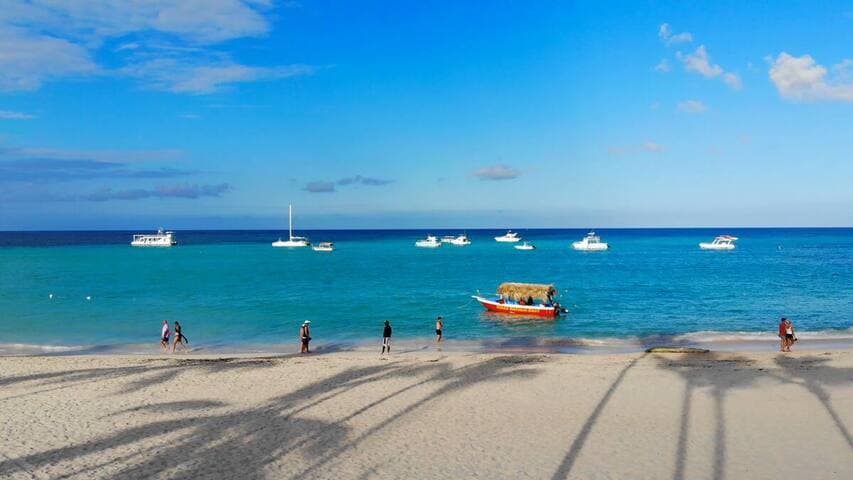 50 Steps to Private Beach Poolside Rooftop Terrace