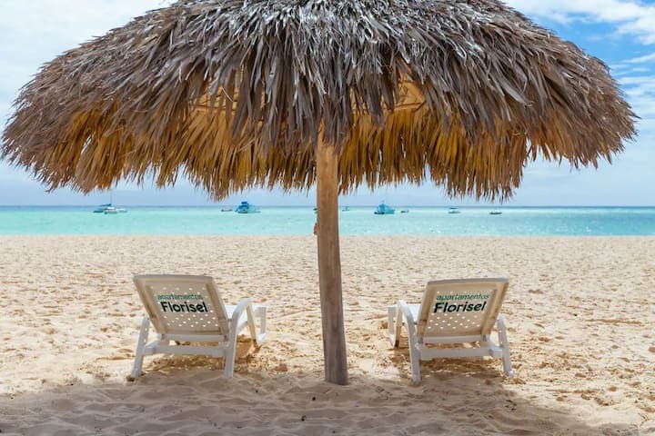 50 Steps to Private Beach Poolside Rooftop Terrace