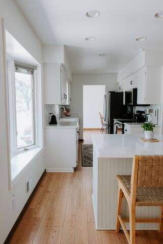 White Bear Weekend | Patio & Pets for 4 Guests