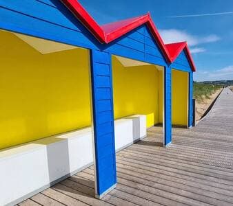 Youghal is the proud home of Ireland’s longest seafront boardwalk after a major extension to the existing structure.
The 2-metre-wide and 7km boardwalk is wheelchair-friendly and provides a scenic link between Youghal town centre and Redbarn beach.