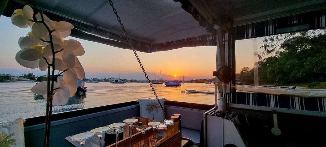 In the heart of Noosa and away from it all
+ Exceptional hosts and a wonderful experience. Waking up on the water, surrounded by nature, with everything you need onboard. Less than 10 minutes walking from the beach, restaurants and shops. review 2024
