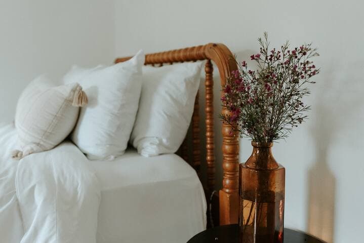 Bedroom 2 - Queen Bed