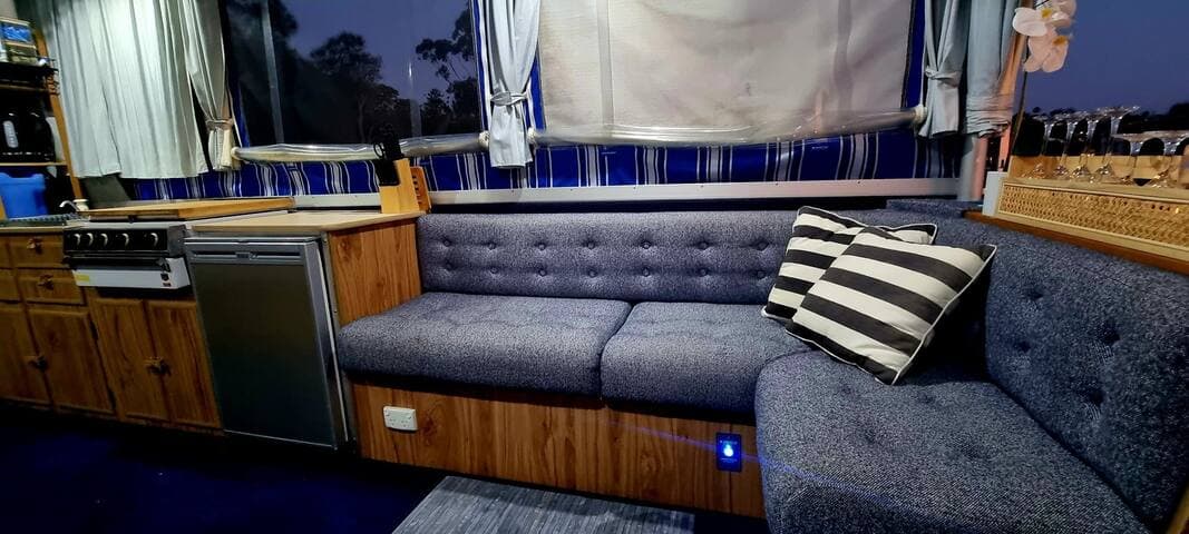 room for visitors but only two guest overnight following AMSA survey regs.