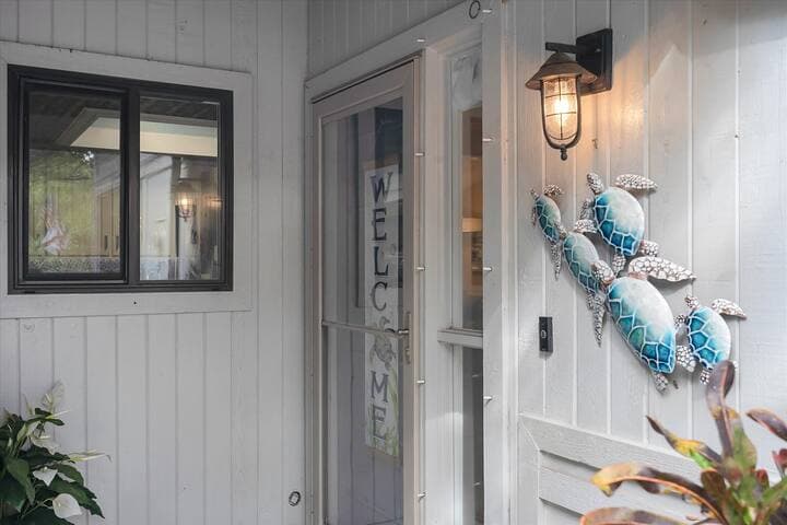 The Turtle Nest in Sea Woods