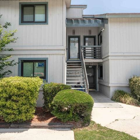 Sea Mist Escape is located on the second floor.