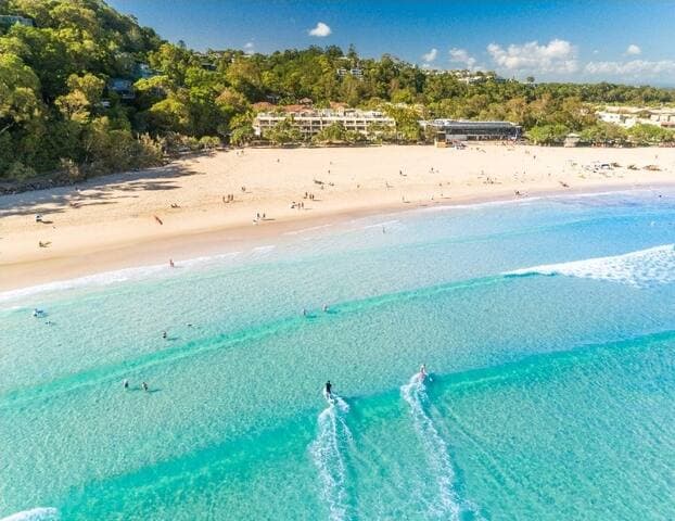 "Liquid Paradise"Experience more& stroll to it all