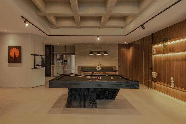 CasaOded#5 VIP Jacuzzi Suites & Private Disco Club