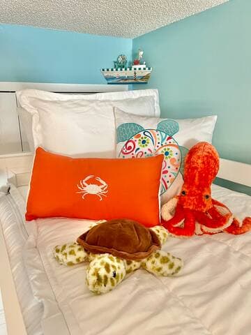 The Turtle Nest in Sea Woods