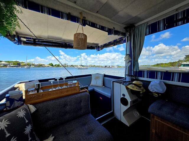 "Liquid Paradise"Experience more& stroll to it all