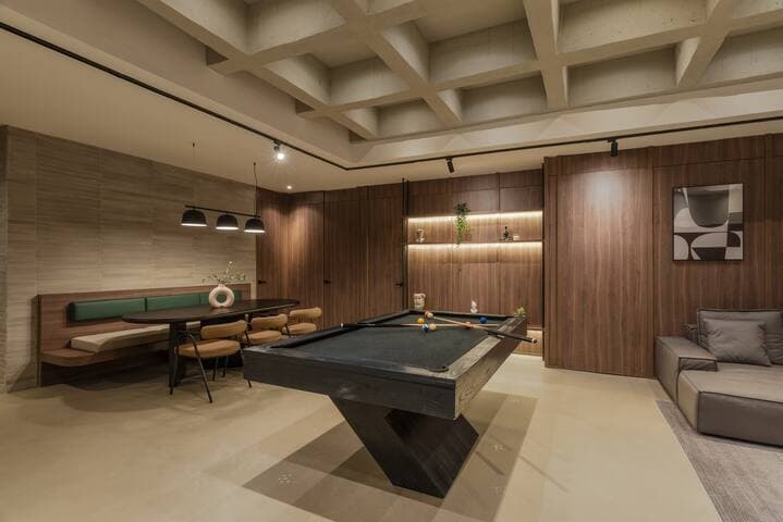 CasaOded#5 VIP Jacuzzi Suites & Private Disco Club